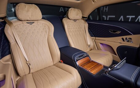 Bentley Flying Spur, 2022 год, 27 900 000 рублей, 22 фотография