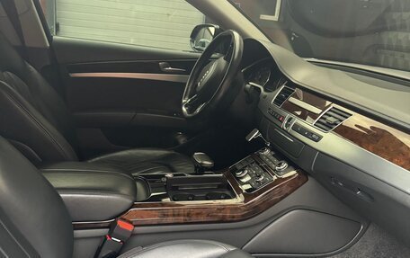 Audi A8, 2013 год, 1 850 000 рублей, 11 фотография