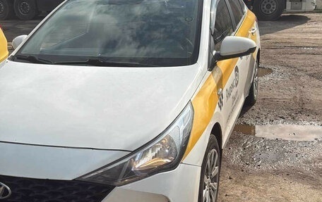 Hyundai Solaris II рестайлинг, 2022 год, 1 222 000 рублей, 1 фотография