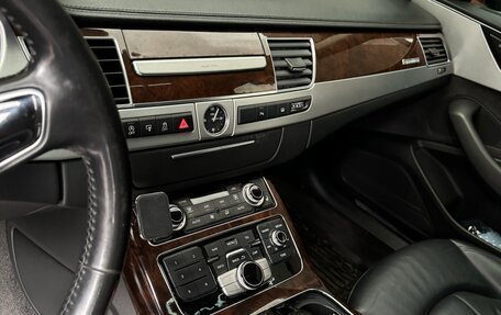 Audi A8, 2013 год, 1 850 000 рублей, 17 фотография