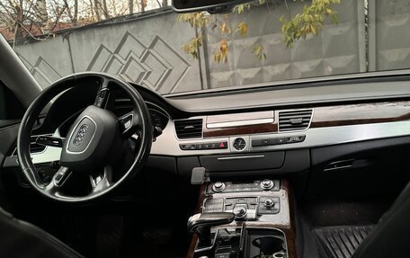 Audi A8, 2013 год, 1 850 000 рублей, 16 фотография