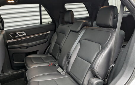 Ford Explorer VI, 2019 год, 3 150 000 рублей, 12 фотография