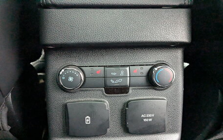 Ford Explorer VI, 2019 год, 3 150 000 рублей, 27 фотография