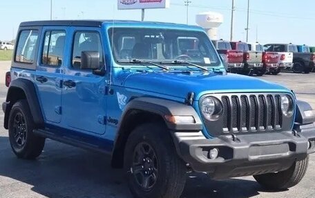 Jeep Wrangler, 2022 год, 3 680 000 рублей, 7 фотография