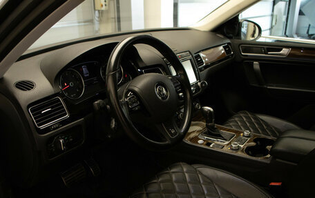 Volkswagen Touareg III, 2017 год, 4 249 000 рублей, 7 фотография