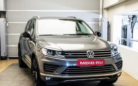 Volkswagen Touareg III, 2017 год, 4 249 000 рублей, 3 фотография