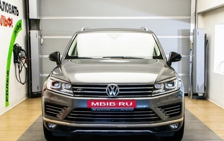 Volkswagen Touareg III, 2017 год, 4 249 000 рублей, 2 фотография