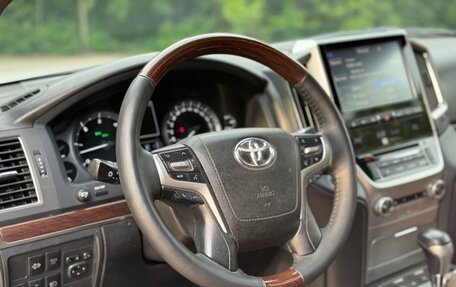 Toyota Land Cruiser 200, 2016 год, 4 350 000 рублей, 19 фотография