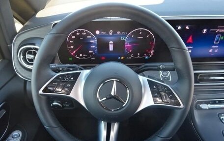 Mercedes-Benz V-Класс, 2024 год, 12 790 000 рублей, 15 фотография