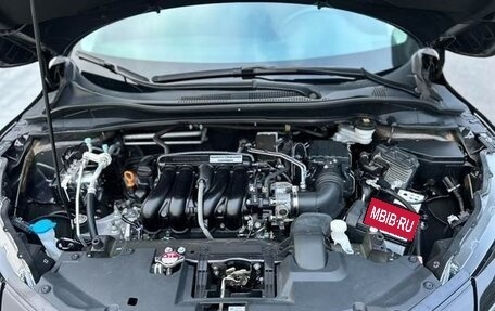 Honda Vezel, 2022 год, 1 300 000 рублей, 19 фотография