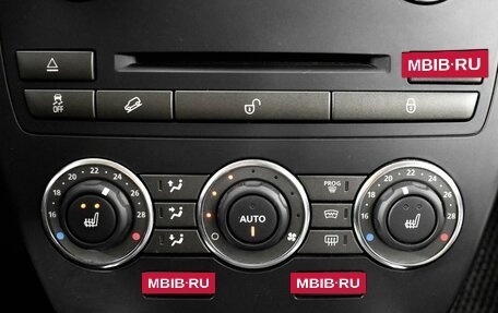 Land Rover Freelander II рестайлинг 2, 2013 год, 1 881 000 рублей, 20 фотография