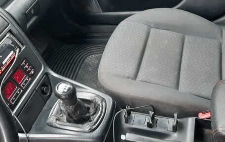 Audi A4, 1997 год, 288 000 рублей, 11 фотография