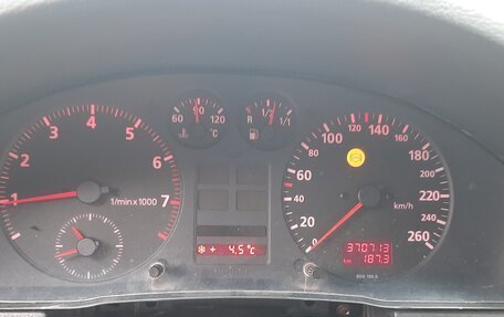 Audi A4, 1997 год, 288 000 рублей, 10 фотография