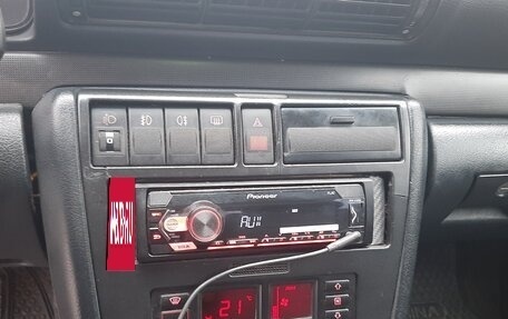 Audi A4, 1997 год, 288 000 рублей, 21 фотография