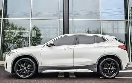 BMW X2, 2021 год, 1 550 000 рублей, 2 фотография