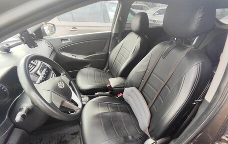 Hyundai Solaris II рестайлинг, 2014 год, 720 000 рублей, 2 фотография