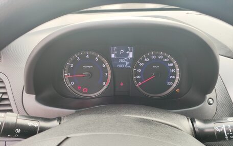 Hyundai Solaris II рестайлинг, 2014 год, 720 000 рублей, 3 фотография