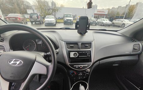 Hyundai Solaris II рестайлинг, 2014 год, 720 000 рублей, 4 фотография