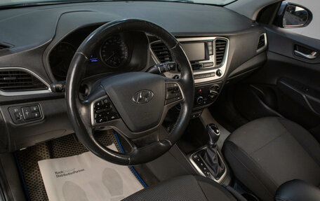 Hyundai Solaris II рестайлинг, 2018 год, 1 669 000 рублей, 8 фотография