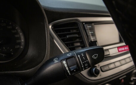 Hyundai Solaris II рестайлинг, 2018 год, 1 669 000 рублей, 12 фотография