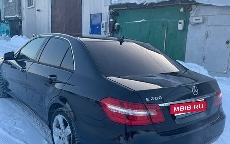 Mercedes-Benz E-Класс, 2011 год, 1 500 000 рублей, 3 фотография