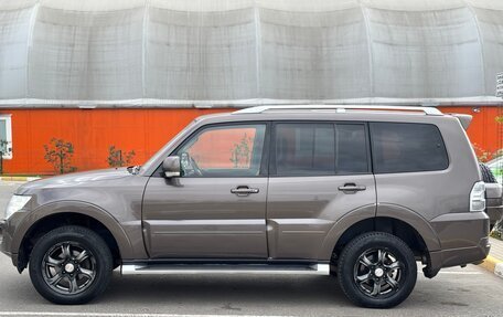 Mitsubishi Pajero IV, 2011 год, 1 700 000 рублей, 9 фотография