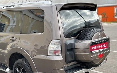 Mitsubishi Pajero IV, 2011 год, 1 700 000 рублей, 10 фотография