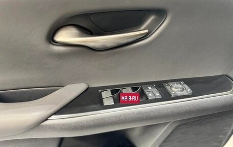 Lexus UX I, 2021 год, 2 425 000 рублей, 12 фотография