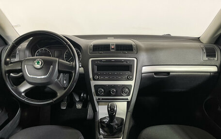 Skoda Octavia, 2011 год, 847 000 рублей, 13 фотография