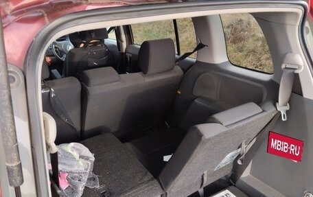 Toyota ISis I, 2009 год, 1 400 000 рублей, 10 фотография