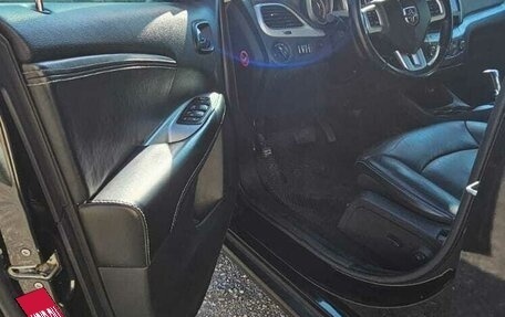 Dodge Journey I, 2011 год, 1 400 000 рублей, 6 фотография