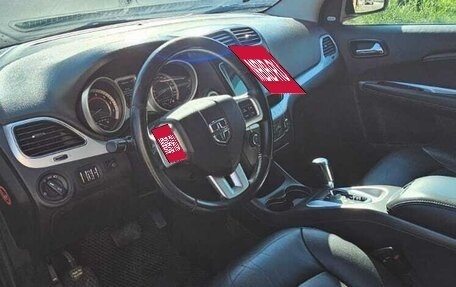 Dodge Journey I, 2011 год, 1 400 000 рублей, 5 фотография