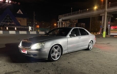 Mercedes-Benz S-Класс, 2002 год, 500 000 рублей, 1 фотография