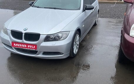 BMW 3 серия, 2005 год, 1 100 000 рублей, 4 фотография