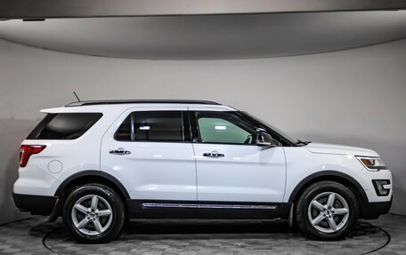 Ford Explorer VI, 2017 год, 2 999 000 рублей, 4 фотография