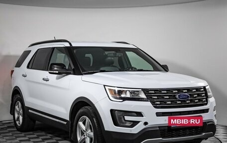 Ford Explorer VI, 2017 год, 2 999 000 рублей, 3 фотография