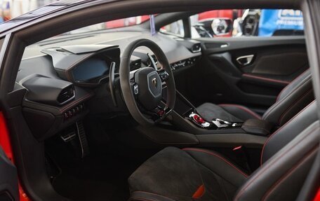 Lamborghini Huracán, 2019 год, 17 500 000 рублей, 5 фотография