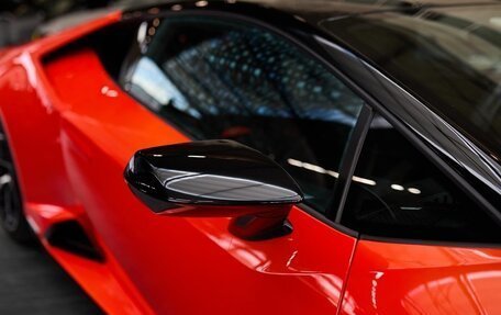 Lamborghini Huracán, 2019 год, 17 500 000 рублей, 8 фотография