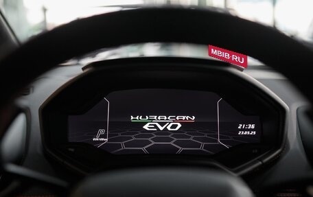 Lamborghini Huracán, 2019 год, 17 500 000 рублей, 22 фотография