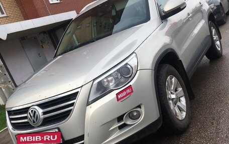 Volkswagen Tiguan I, 2011 год, 1 250 000 рублей, 2 фотография