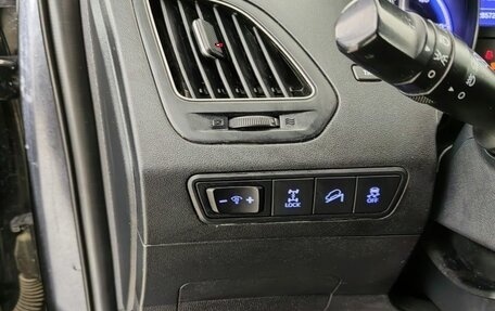 Hyundai ix35 I рестайлинг, 2010 год, 1 050 000 рублей, 18 фотография