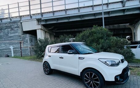 KIA Soul II рестайлинг, 2018 год, 1 690 000 рублей, 2 фотография