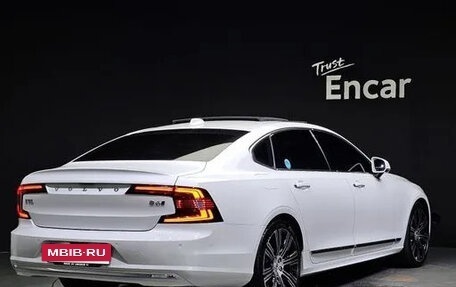 Volvo S90 II рестайлинг, 2021 год, 3 170 000 рублей, 2 фотография