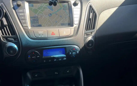 Hyundai ix35 I рестайлинг, 2013 год, 1 350 000 рублей, 3 фотография