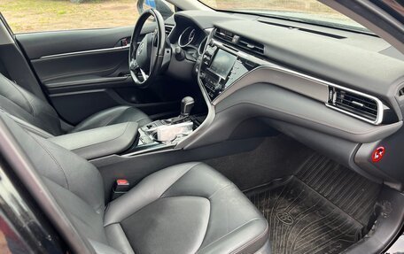 Toyota Camry, 2019 год, 1 750 000 рублей, 8 фотография