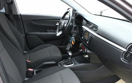 KIA Rio IV, 2019 год, 1 590 000 рублей, 13 фотография