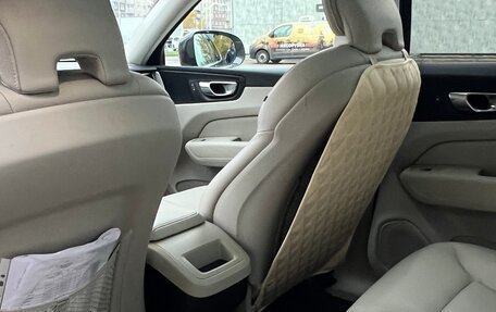 Volvo XC60 II, 2022 год, 4 000 000 рублей, 19 фотография