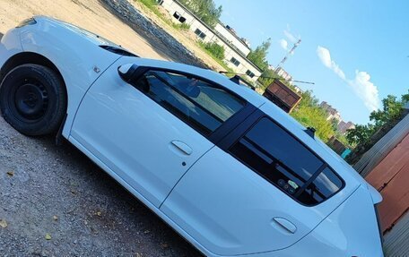 Renault Sandero II рестайлинг, 2016 год, 495 000 рублей, 2 фотография