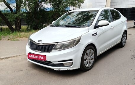 KIA Rio III рестайлинг, 2015 год, 750 000 рублей, 2 фотография