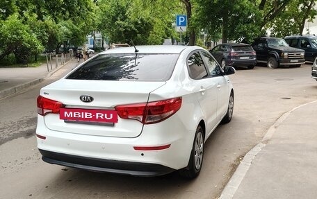 KIA Rio III рестайлинг, 2015 год, 750 000 рублей, 13 фотография